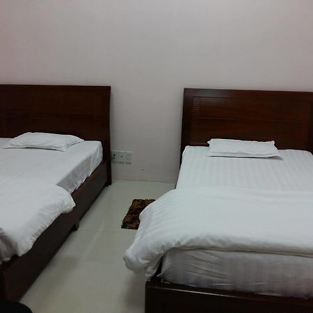 Japanese Restaurant And Hotel Sakura Thuan An Exterior foto